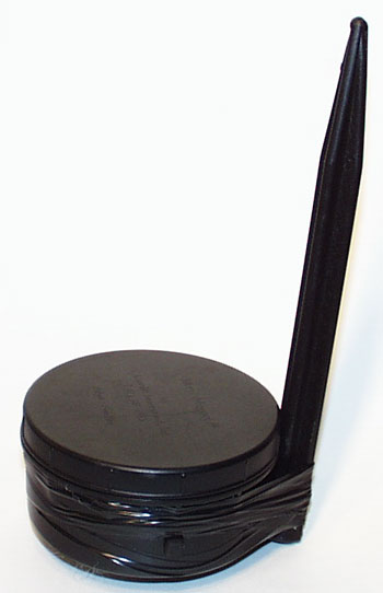 Simply tape Quiver Magnet to short stake of Breeding Tom Decoy to create realistic mating motion