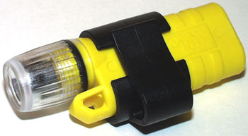 UK2AAA Mini Pocket Light by Underwater Kinetics for Turkey Hunters and other Outdoorsmen